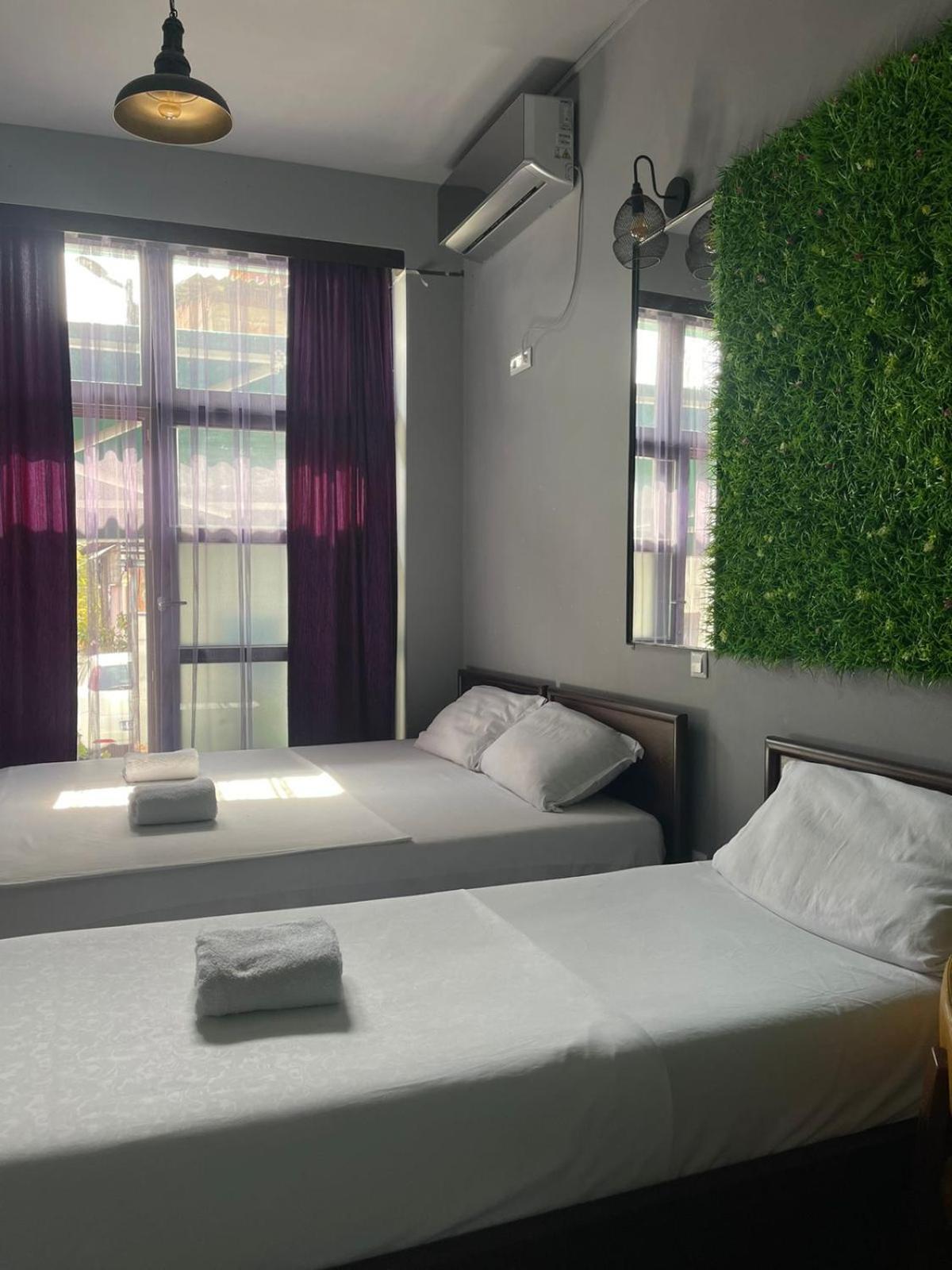 Hotel In Time Prizren Pokoj fotografie